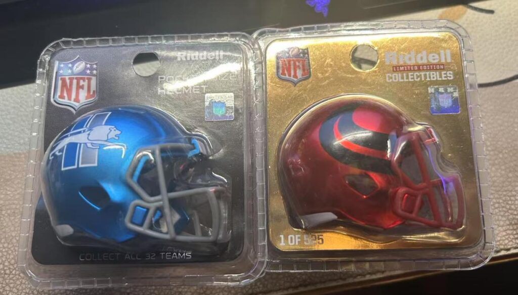 2 PCS MINI Helmet