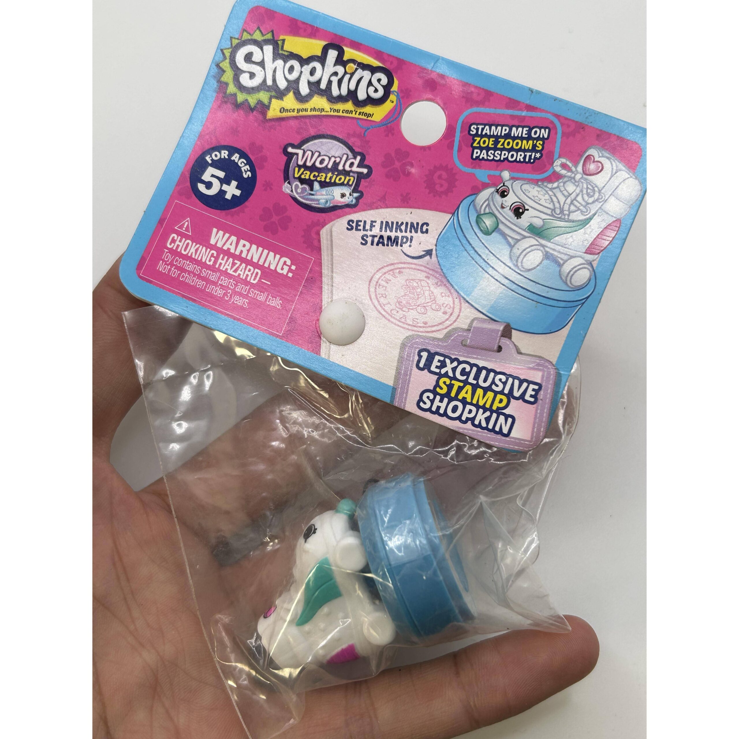 Shopkins Season 8 World Vacation Americas Zoe Zoom Roller Skate Exclusive Stamp Figure Shopkins Season 8 World Vacation Americas Zoe Zoom Roller Skate Exclusive Stamp Figure