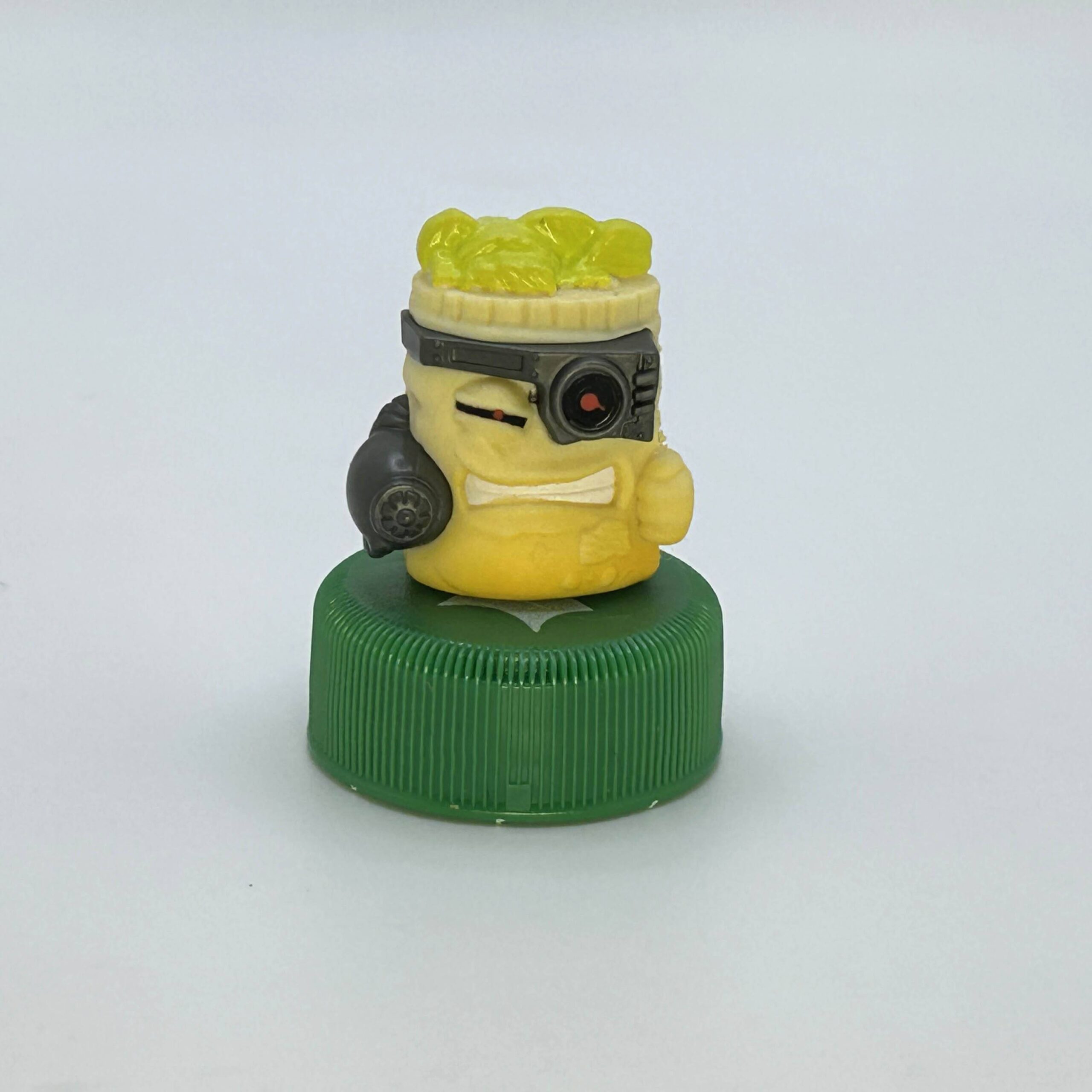 The Grossery Gang Series 5 Time Wars SICK CHIP-BOT 5-117 The Grossery Gang Series 5 Time Wars SICK CHIP-BOT 5-117