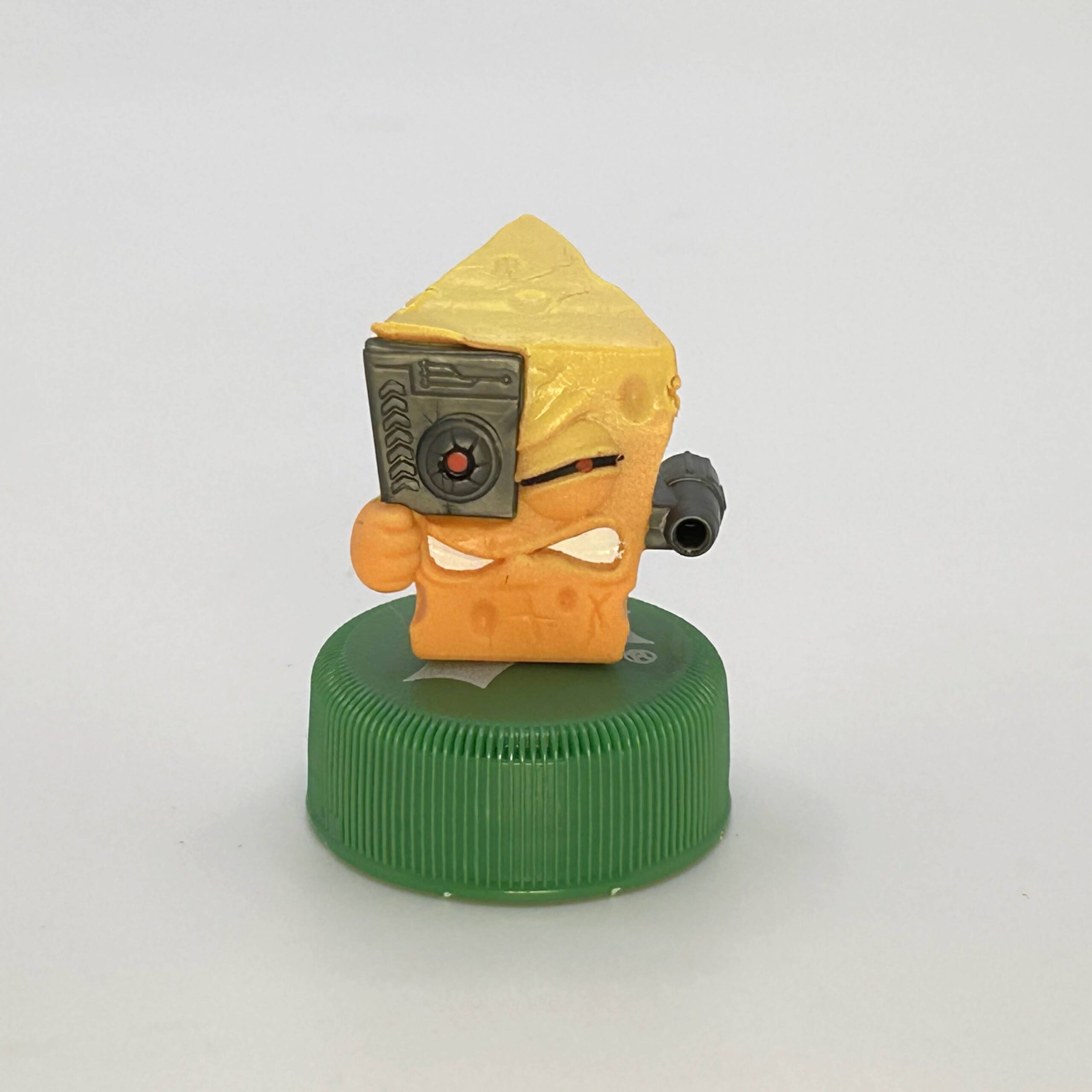 The Grossery Gang Series 5 Time Wars STINKY CHEESE-BOT 5-111